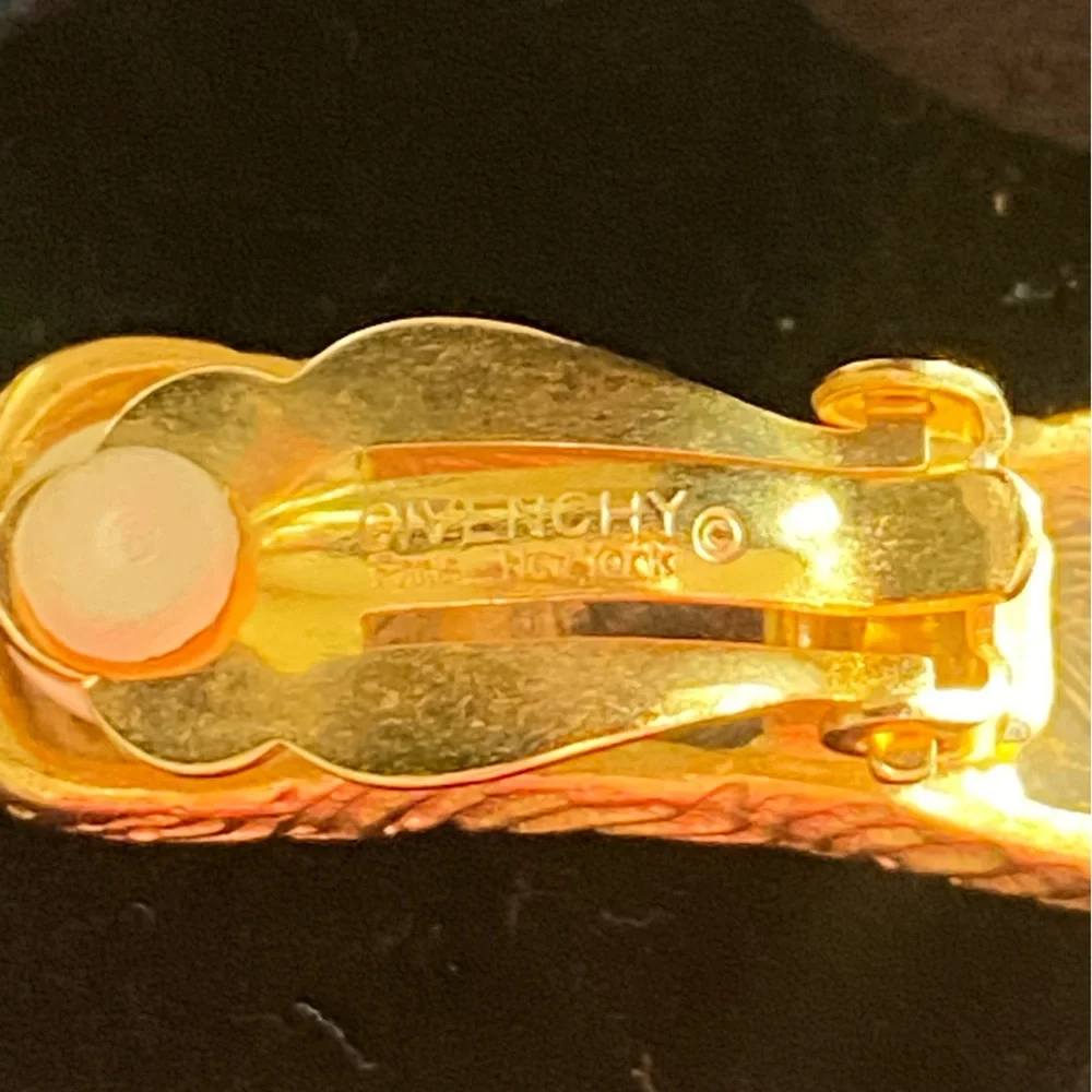 GORGEOUS AUTHENTIC GIVENCHY PARIS LONG HAMMERED EARRINGS - Picture 5 of 12